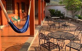 La Casa De Cafe Bed And Breakfast